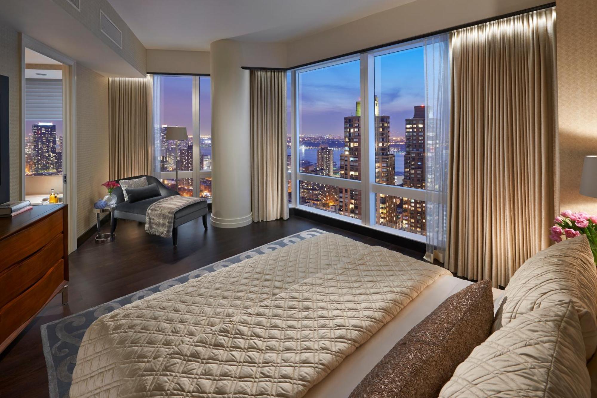 Mandarin Oriental, New York Hotel Екстериор снимка